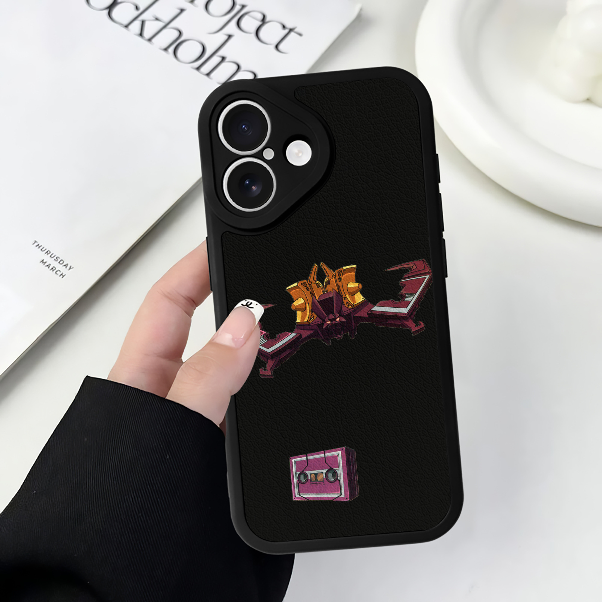（画像用）  【iPhone 16シリーズ対応】シリコンスマホケース（レザー調） 材質：シリコン